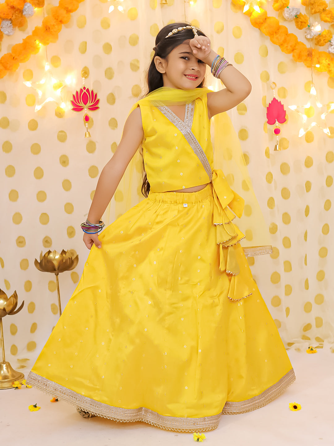BownBee Wedding Sleeveless Tafetta Woven Lehenga Choli & Dupatta set -Yellow