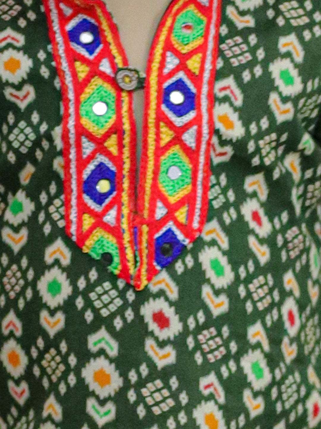 BownBee Kids Boys Navratri Dandiya  Garba  Embroidered Printed Cotton Kurta with Cotton Pajama- Green