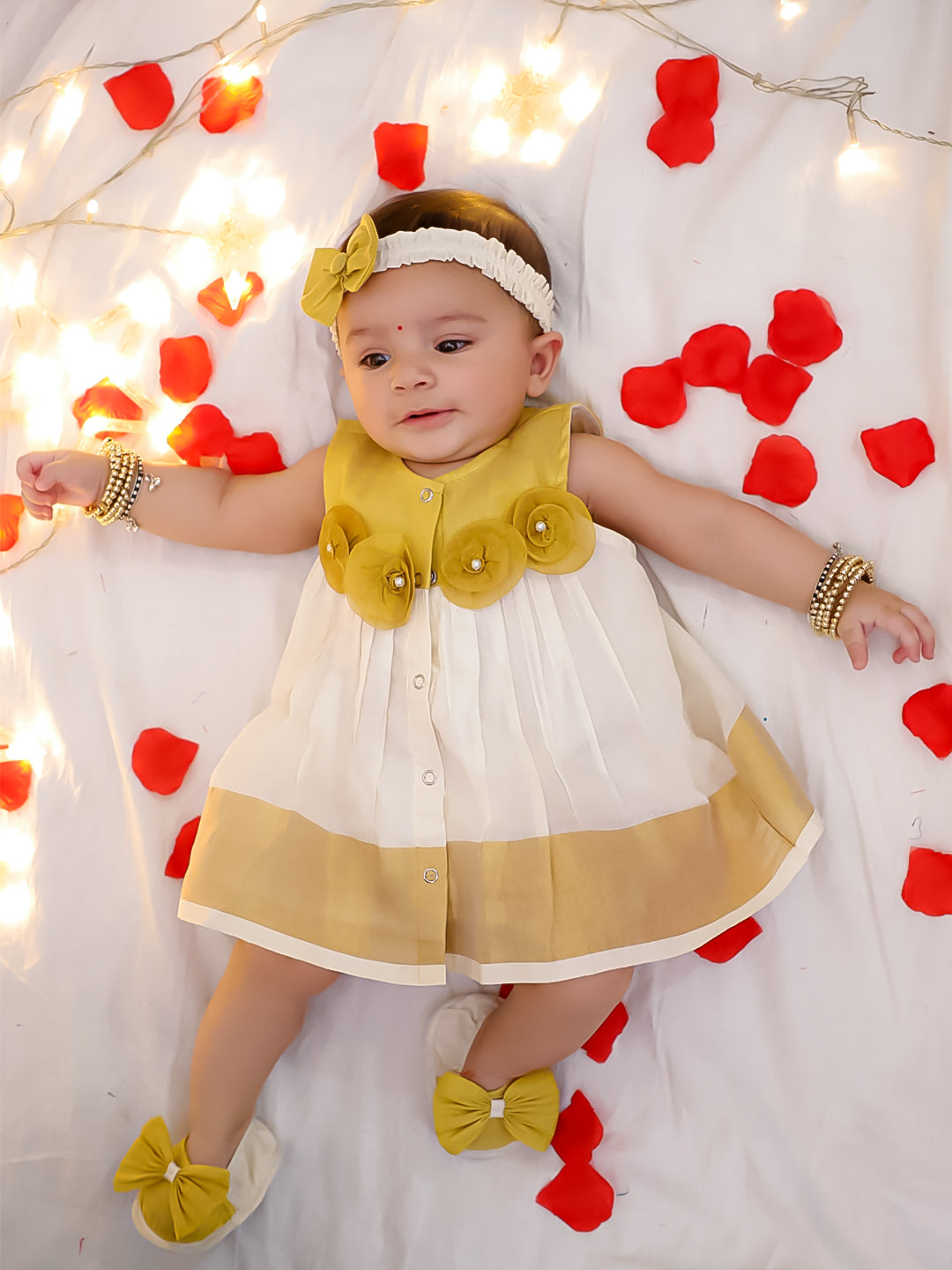 BownBee Pure Cotton Sleeveless Flower Dress With Hairband & Booties Set  For Infant  Girls - White (Pre-Order)