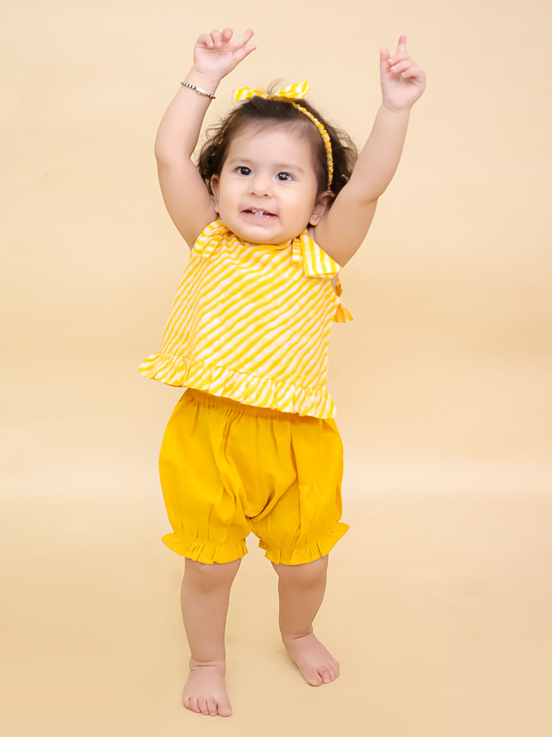 BownBee Sleeveless Jhabla & Shorts With Hairband Set For Infant Girls - White