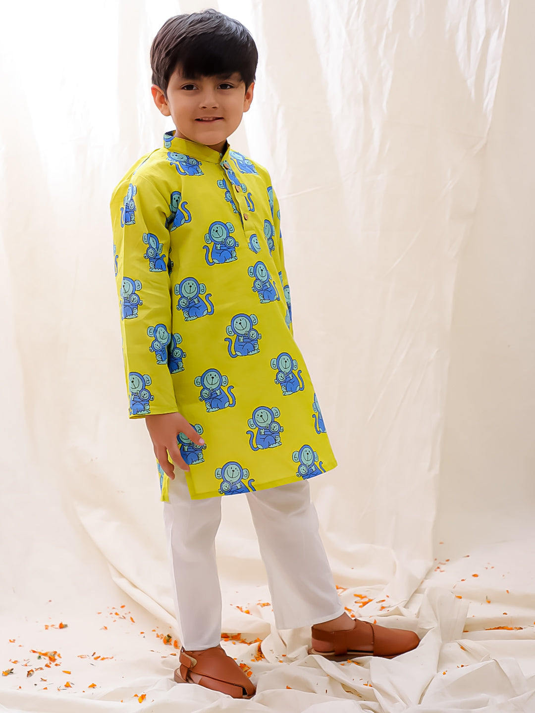 BownBee Pure Cotton Quirky Printed Full Sleeves Kurta Pajama Set For Boys - Yellow