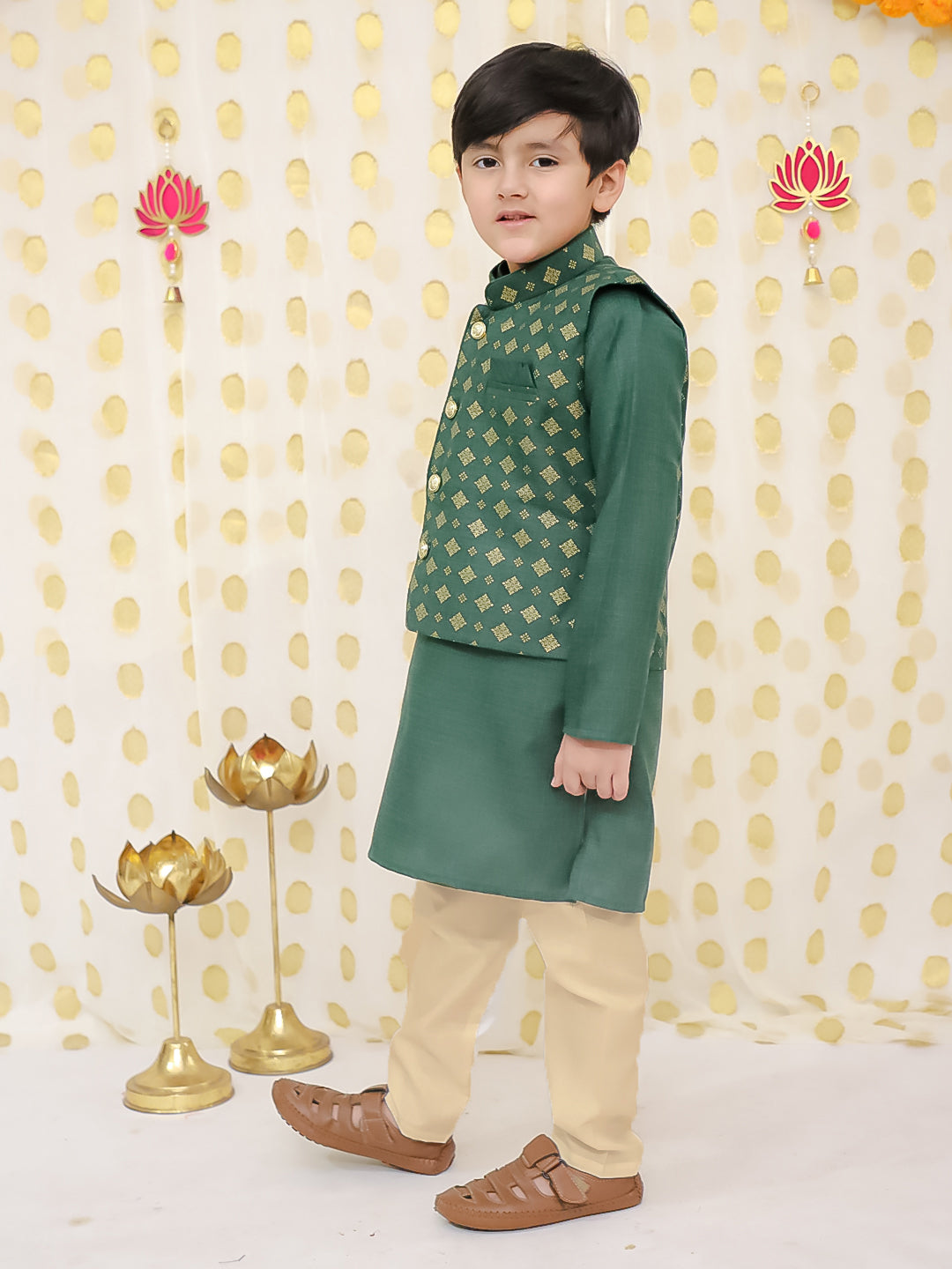 BownBee Printed Linen Jacket With Kurta Pajama Set For Boys - Green
