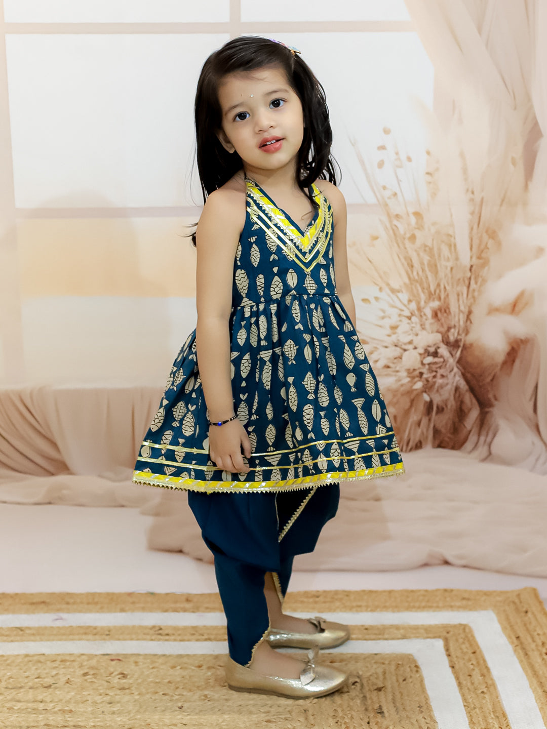 BownBee Halter Girls Neck Pure Cotton Fish Print Kurti with Harem - Indigo