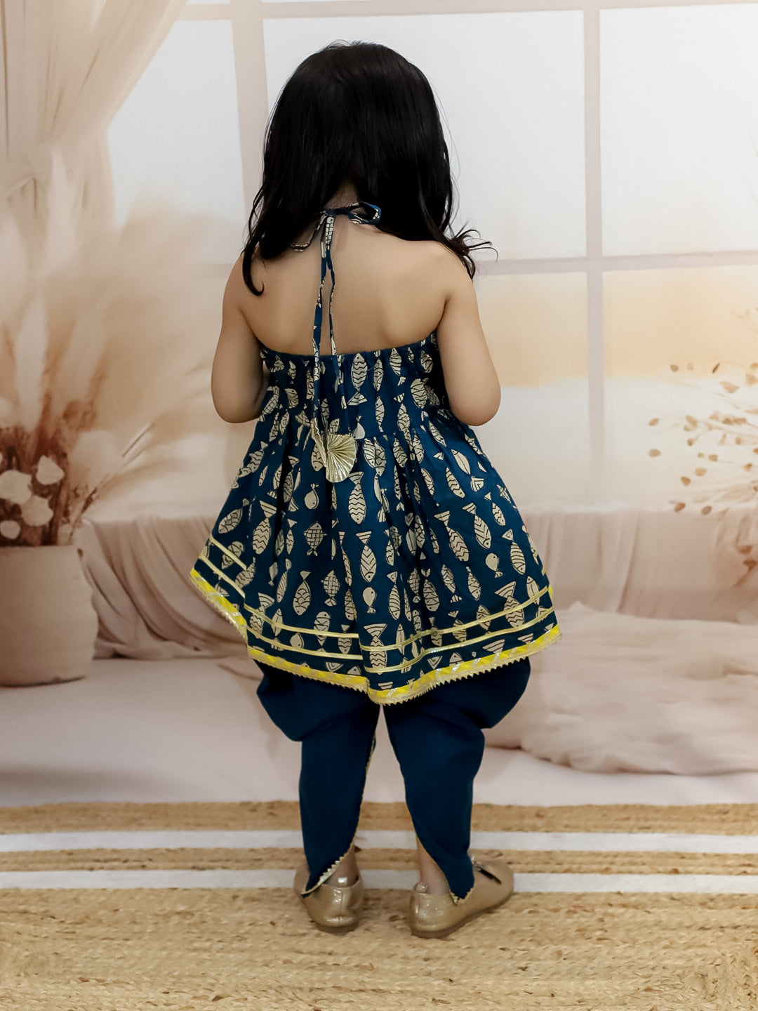 BownBee Halter Girls Neck Pure Cotton Fish Print Kurti with Harem - Indigo