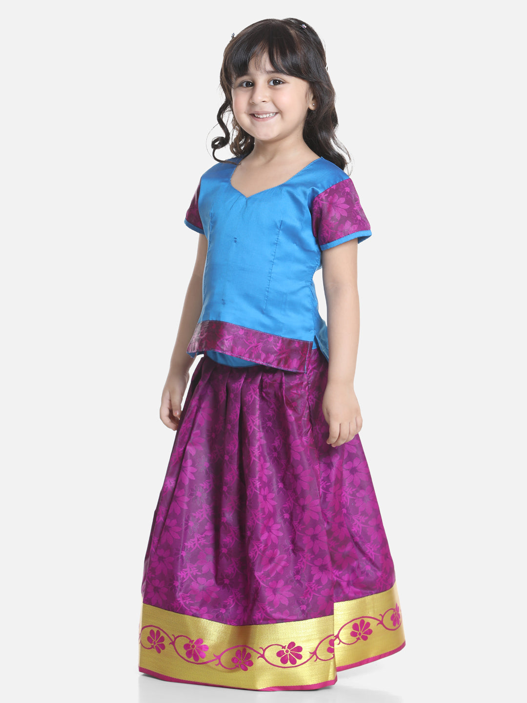 BownBee Half Sleeves South Indian Choli With Flower Print Pavda Pattu Lehenga- Blue