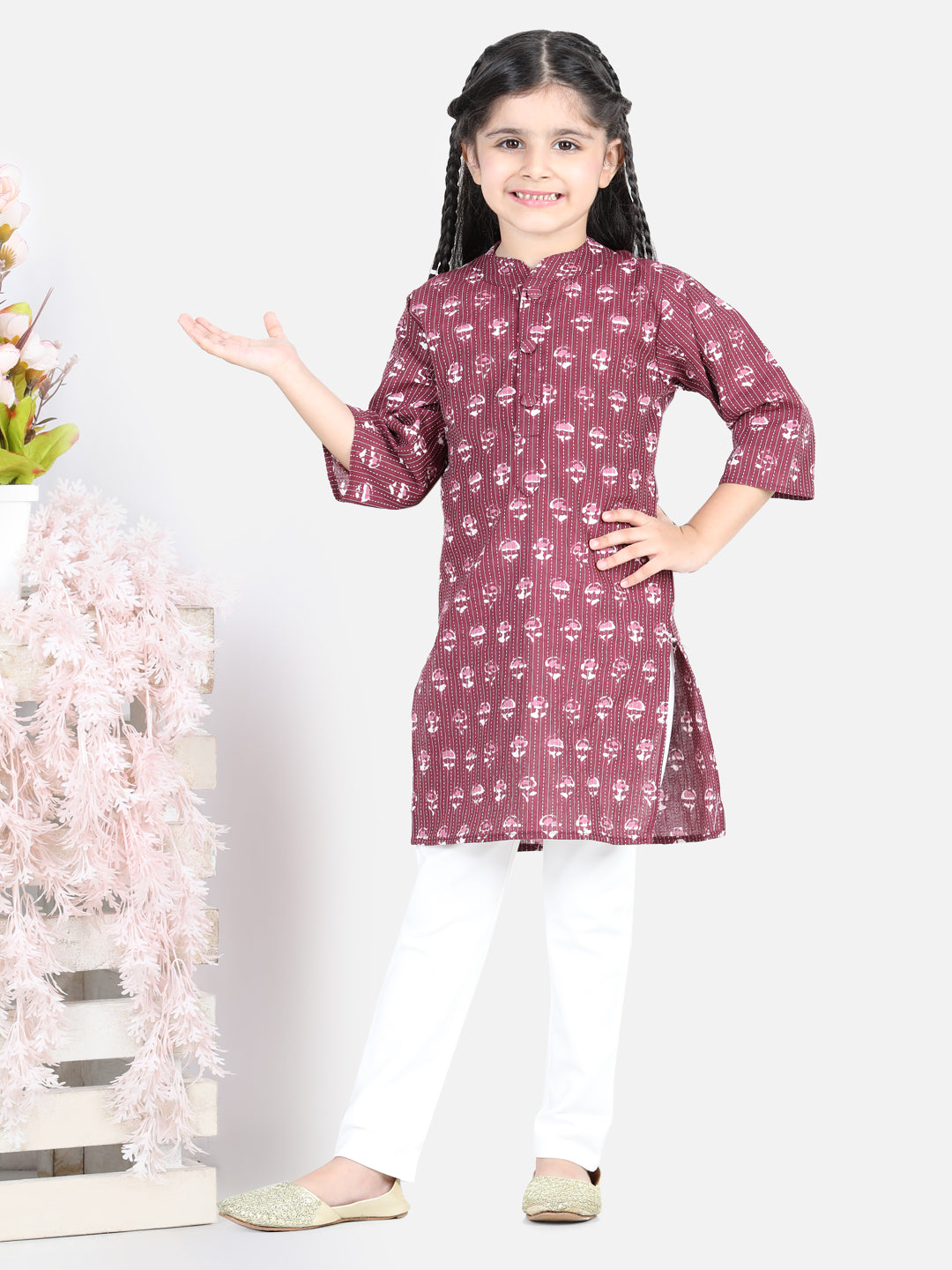 BownBee Three Fourth Sleeves Broken Striped & Seamless Motif Block Printed Kurta - Purple