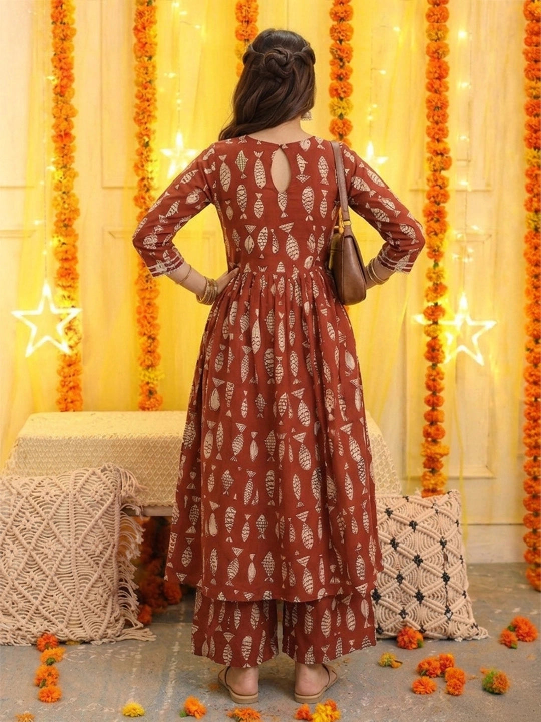 BownBee Sleeveless Fish Printed Kurti With Palazzo Set For Women