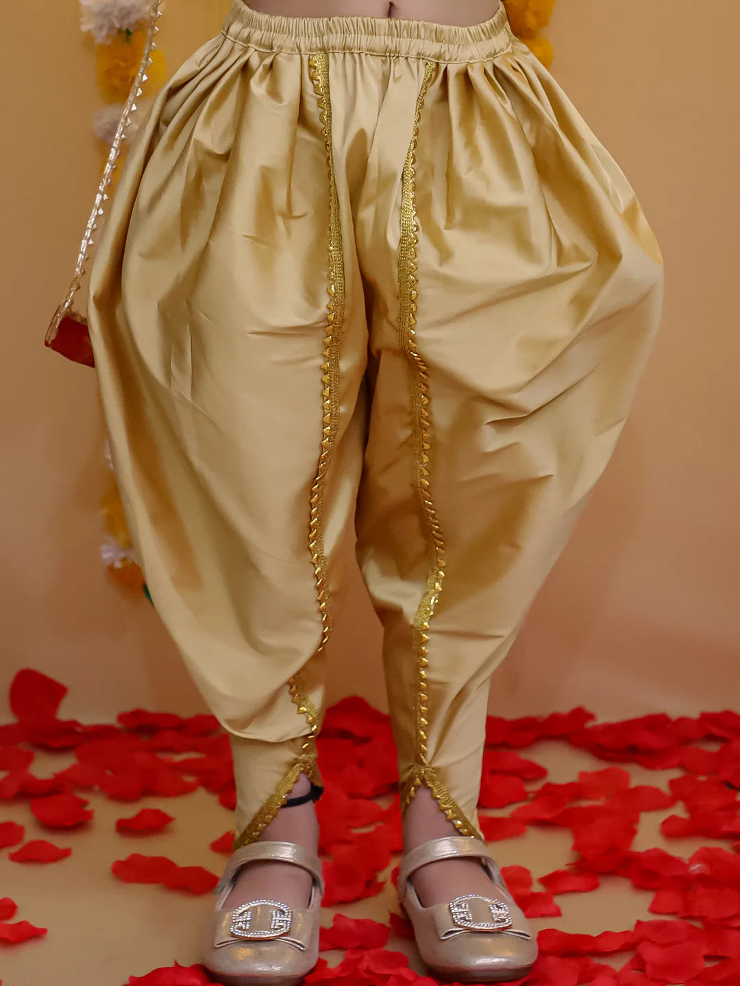 BownBee Wedding Quatersleeves Jacquard kurta With Tafetta Tulip Pants Set For Girls