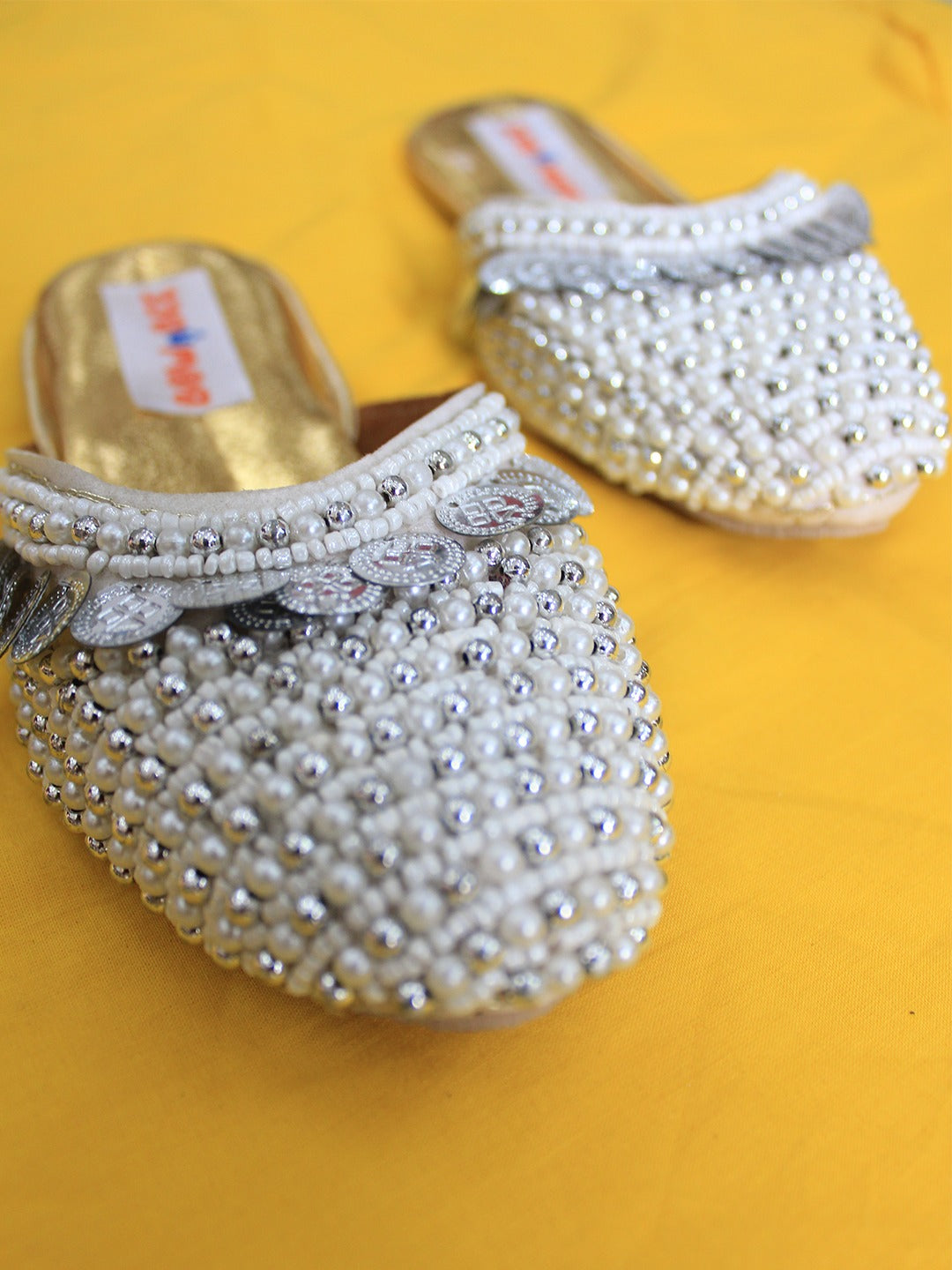 BownBee Pearl Embroidered Slippers For Girls