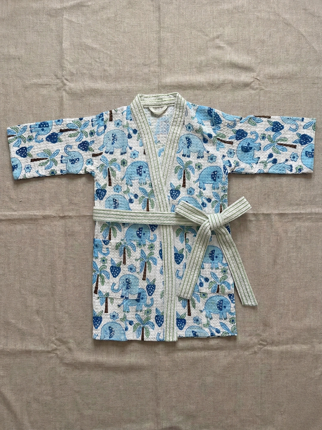 BownBee Pure Cotton Printed Bathrobe for Boys - White