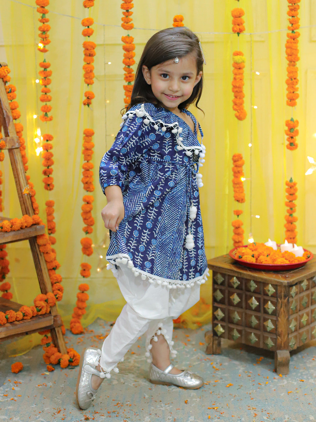 BownBee Girls  Pure Cotton Printed One Sleeve Ruffle Kurti with Dhoti- Indo Western Clothing Sets Blue