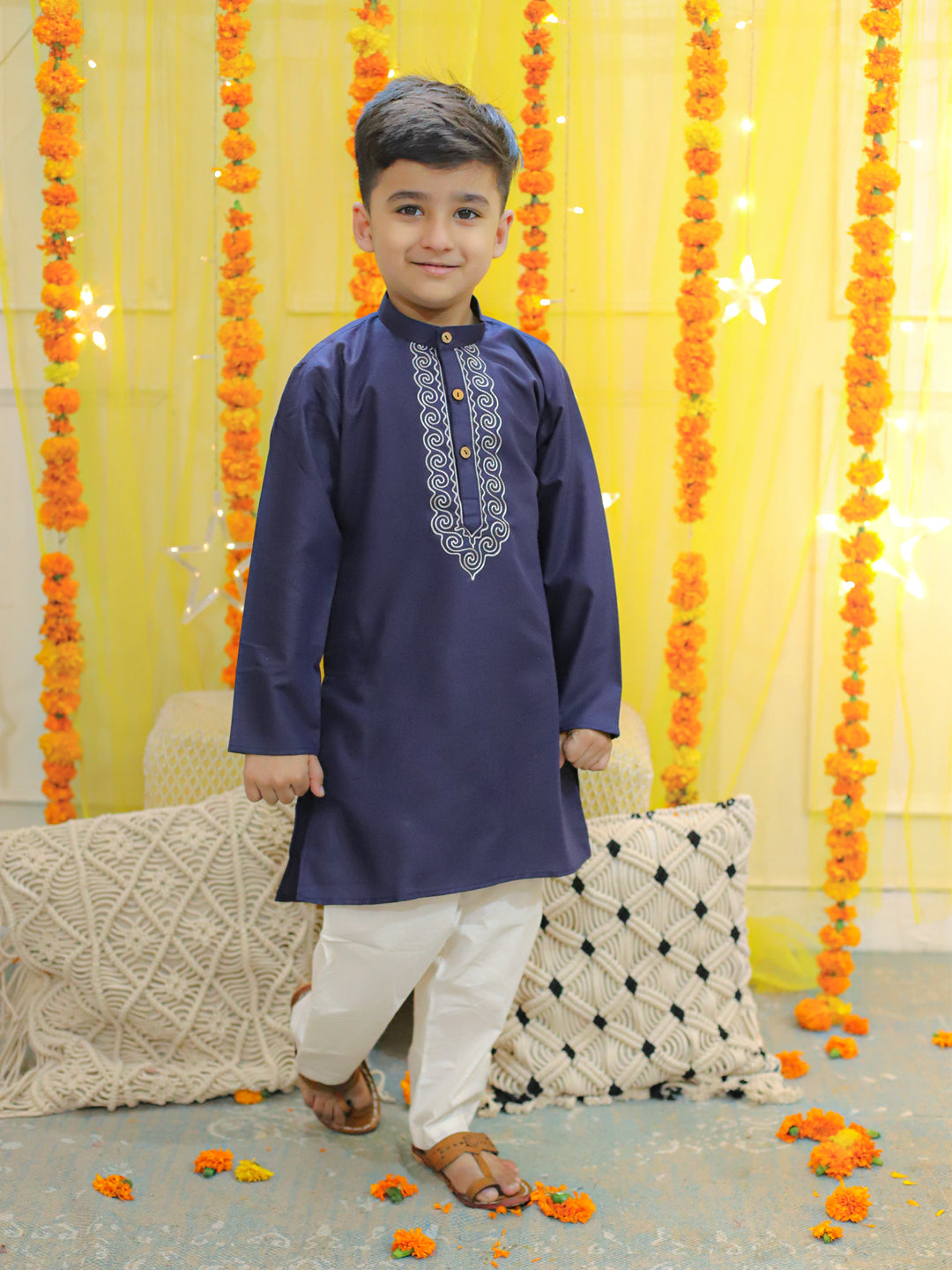 BownBee Boys Ethnic Wear Embroidery Cotton Full Sleeve Kurta Pajama - Blue