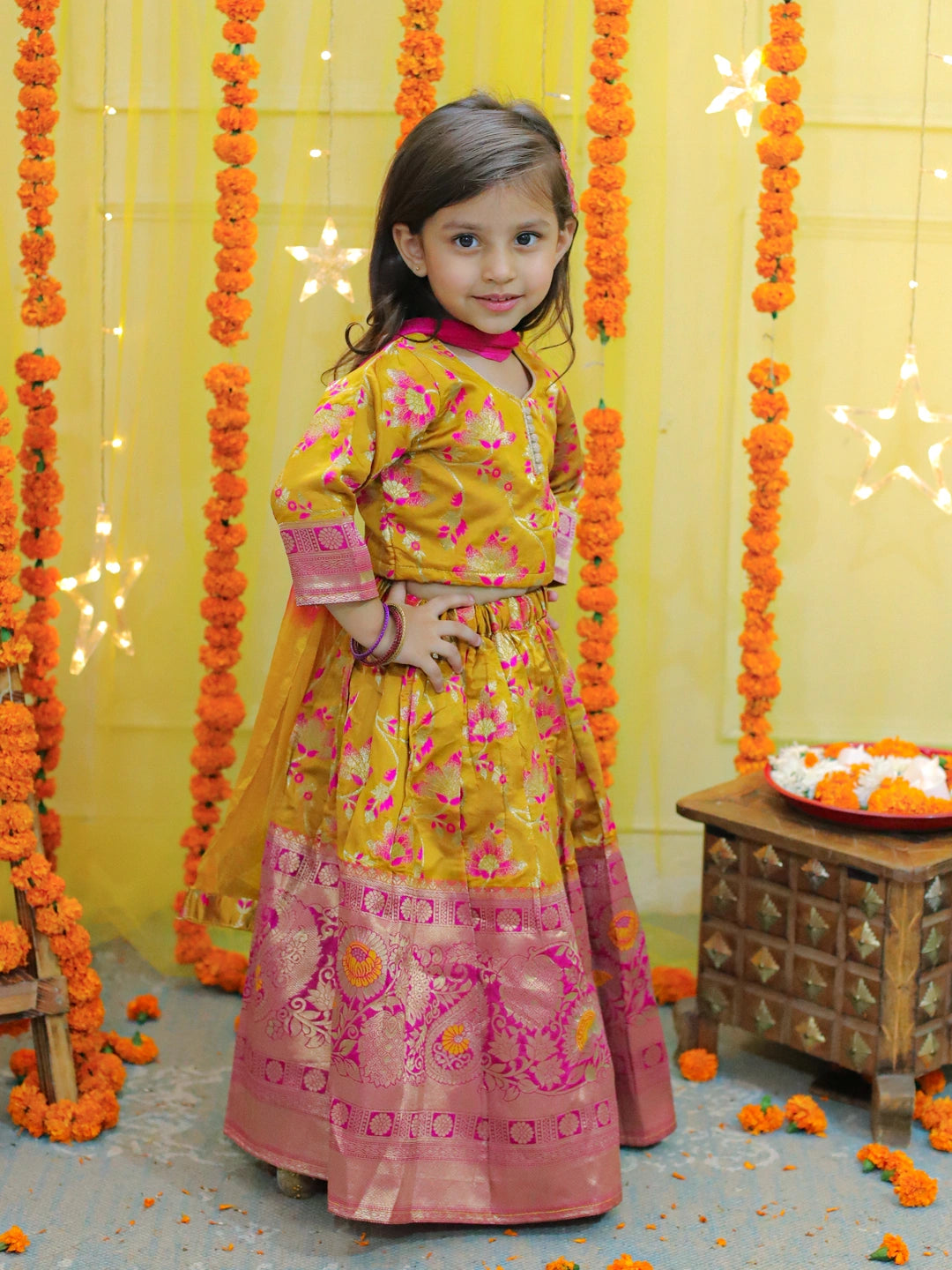 BownBee  Girls Ethic Traditional Indian Festive  Jacquard Choli Lehenga Choli with Dupatta
