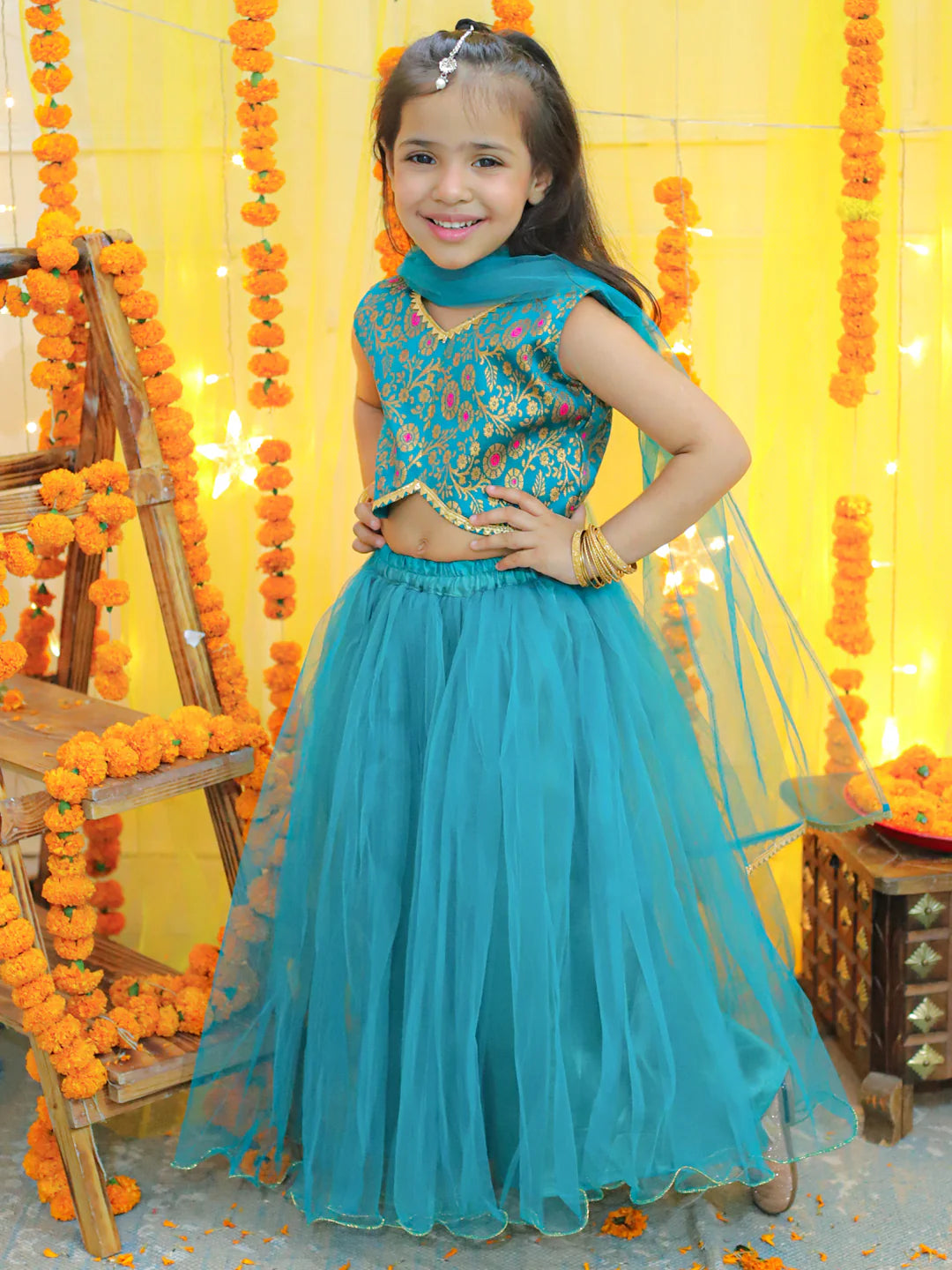 BownBee Girls Ethic Traditional  Indian Festive  Jacquard Choli with Net Lehenga with Dupatta