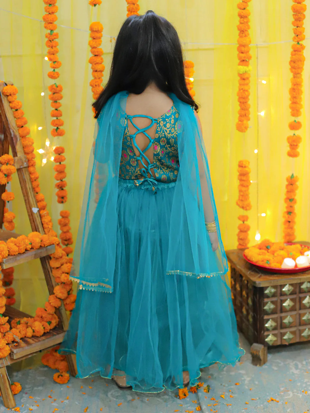 BownBee Girls Ethic Traditional  Indian Festive  Jacquard Choli with Net Lehenga with Dupatta
