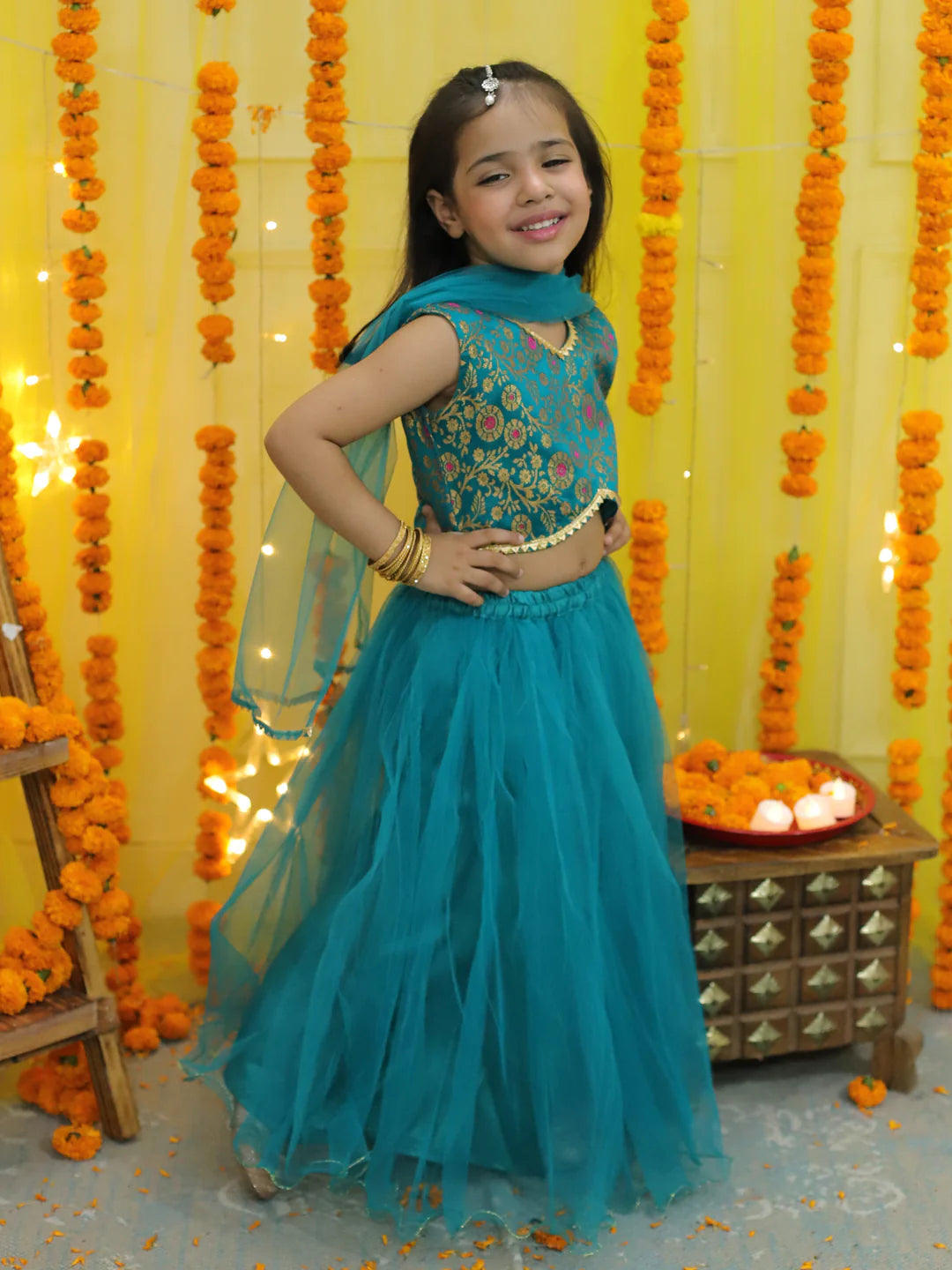 BownBee Girls Ethic Traditional  Indian Festive  Jacquard Choli with Net Lehenga with Dupatta