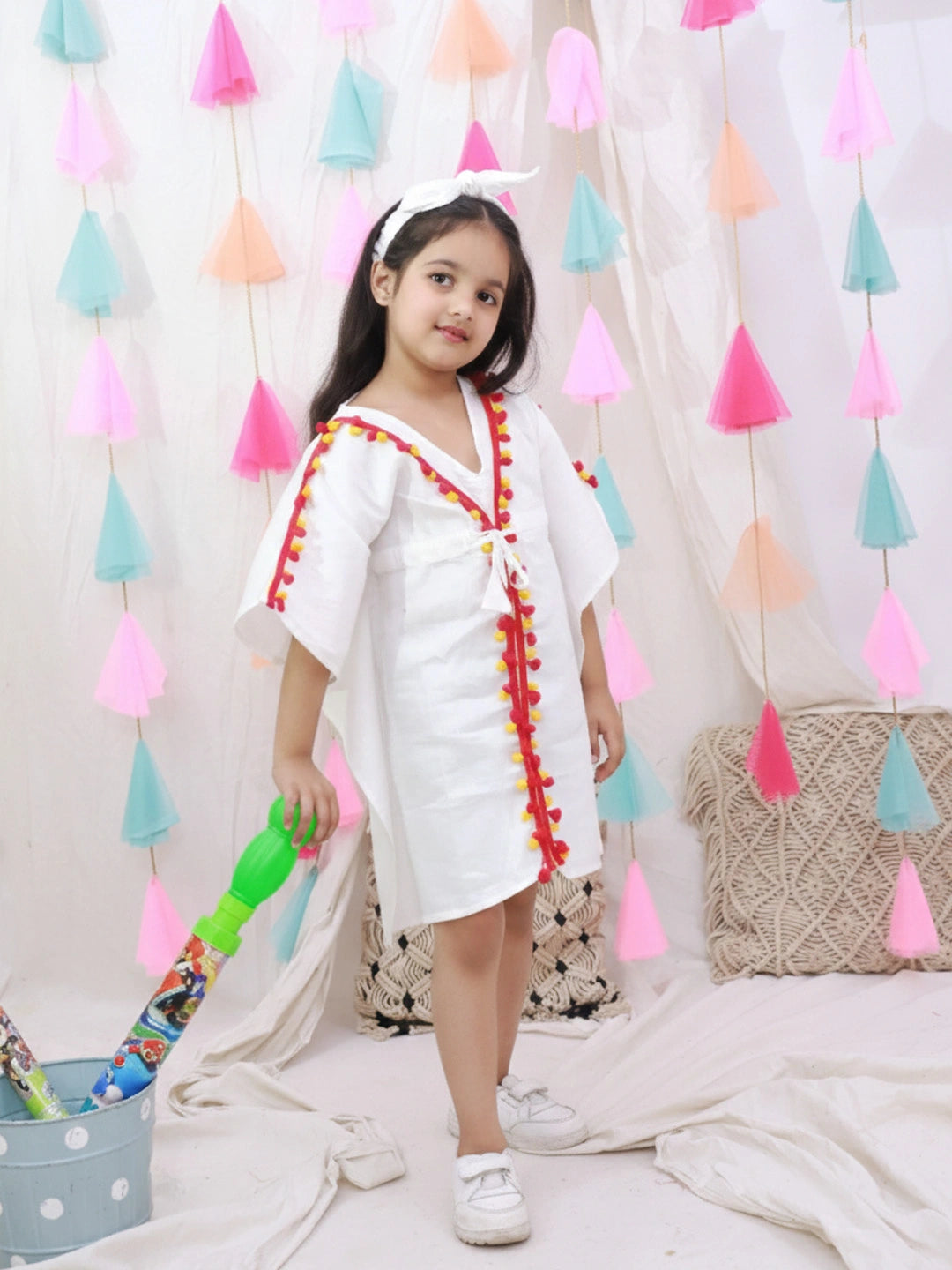 BownBee Kaftan Style Dress With Hairband For Girls - White