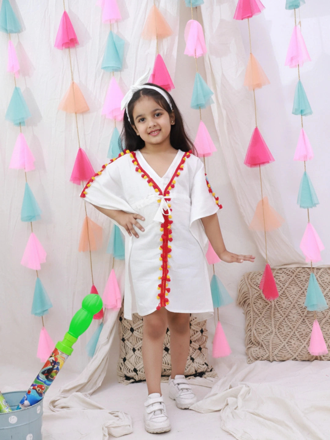 BownBee Kaftan Style Dress With Hairband For Girls - White