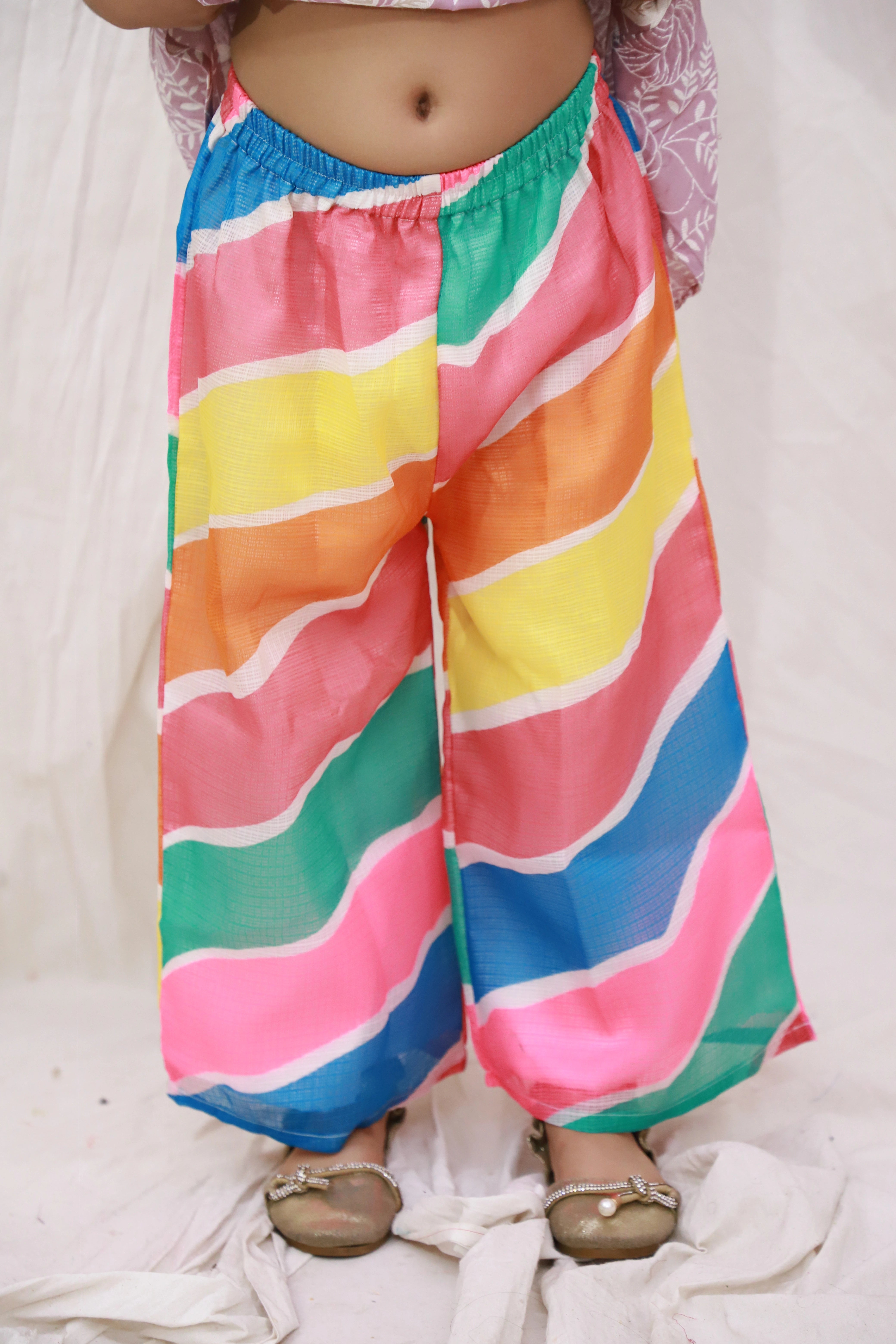 BownBee Embroidered Quater Sleeves Suit Set With Dupatta For Girls - White