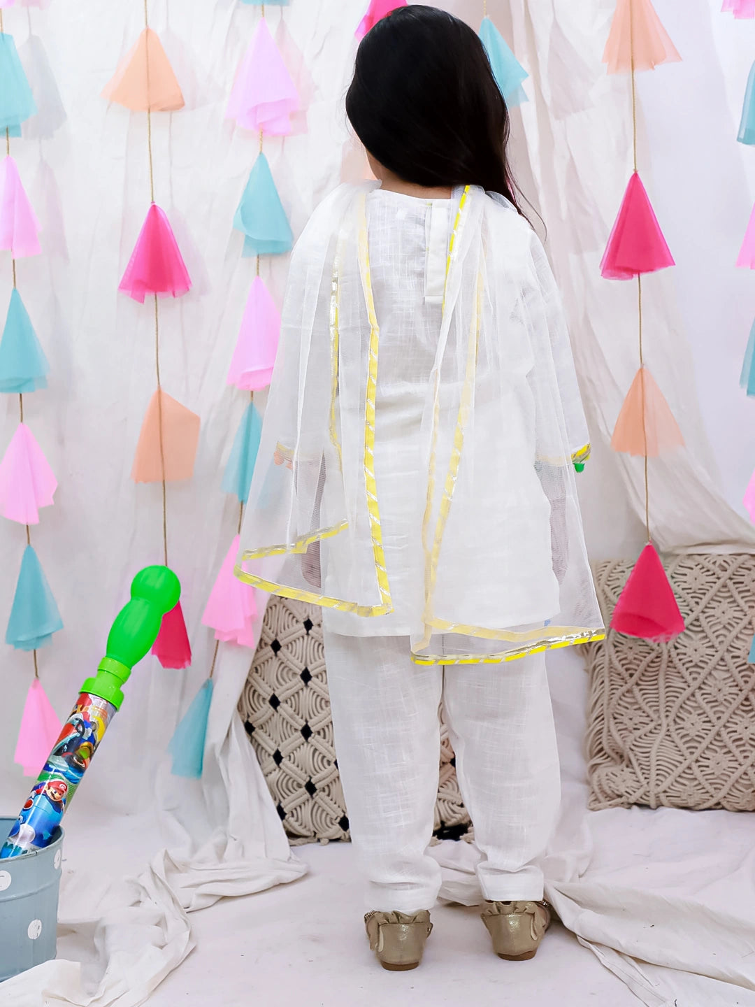 BownBee Quater Sleeves Suit Salwar With Dupatta For Girls - White