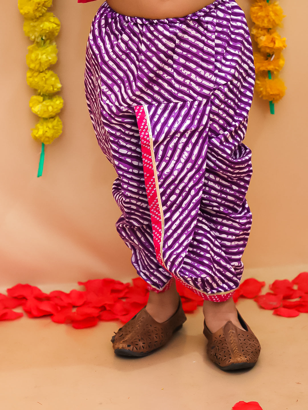 BownBee Bandhani Pure Cotton Long Sleeves Kanhaiya Dhoti Kurta With Bansuri & Mukut  Set For Boys -Pink