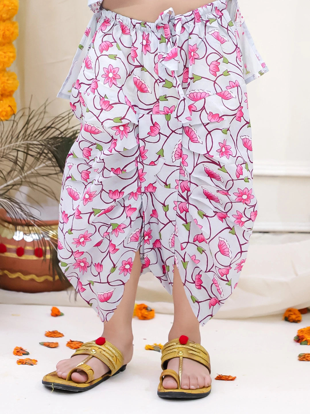 BownBee Full Sleeve Pure Cotton Kurta Dhoti With Belt ,Mukut & Bansuri for Boys