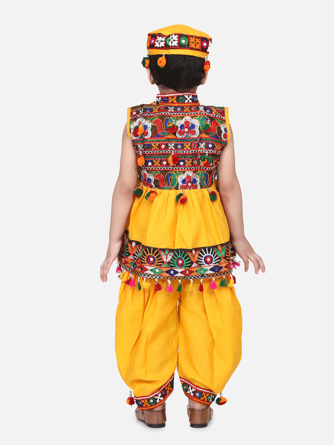 BownBee Sibling Embroidered kediya with Dhoti and Cap for Boys and Bandhani halter neck chaniya choli for Girls - Yellow