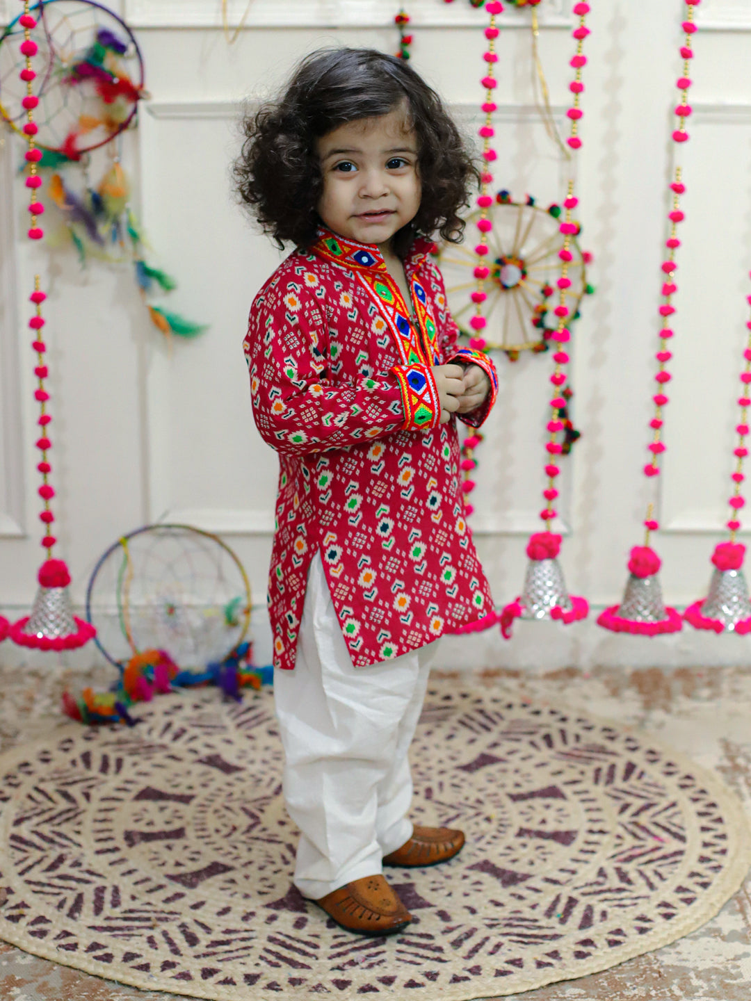 BownBee Kids Boys Navratri Dandiya  Garba  Embroidered Printed Cotton Kurta with Cotton Pajama- Pink