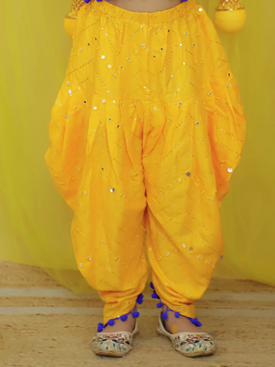BownBee Pure Cottn Embroidered Choli With Mirror Work Dhoti For Girls