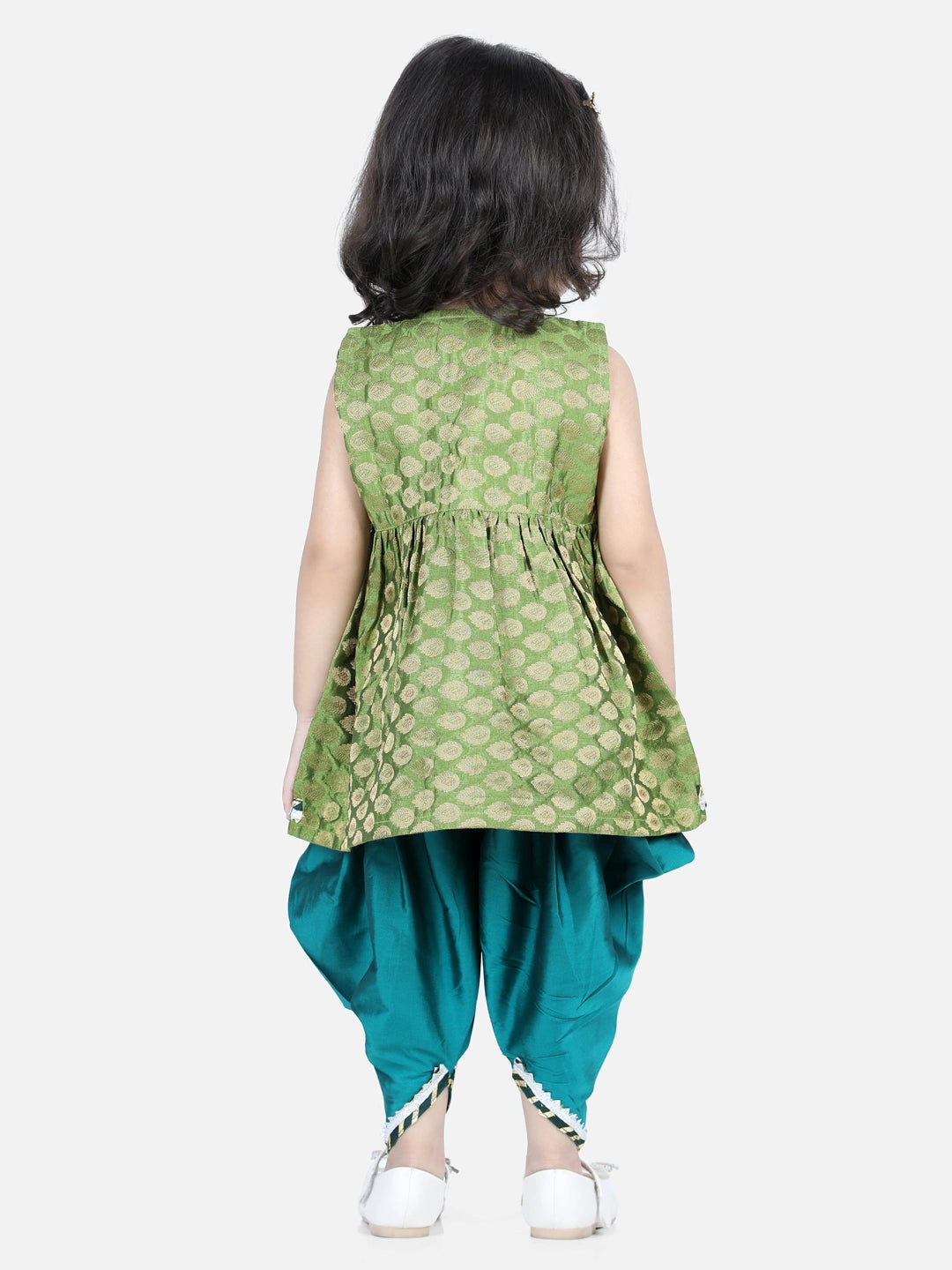 BownBee Sleeveless Jacquard Detailed Fit & Flare Top With Dhoti
