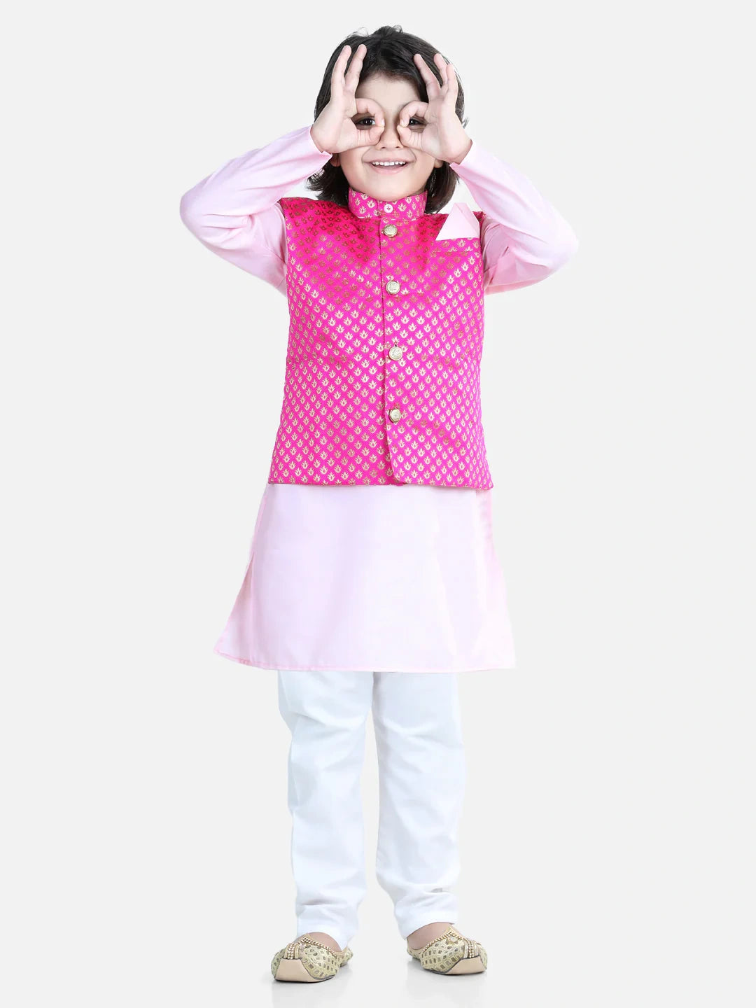 BownBee Full Sleeves Solid Kurta And Pyjama With Sleeveless Ethnic Motif Print Jacket