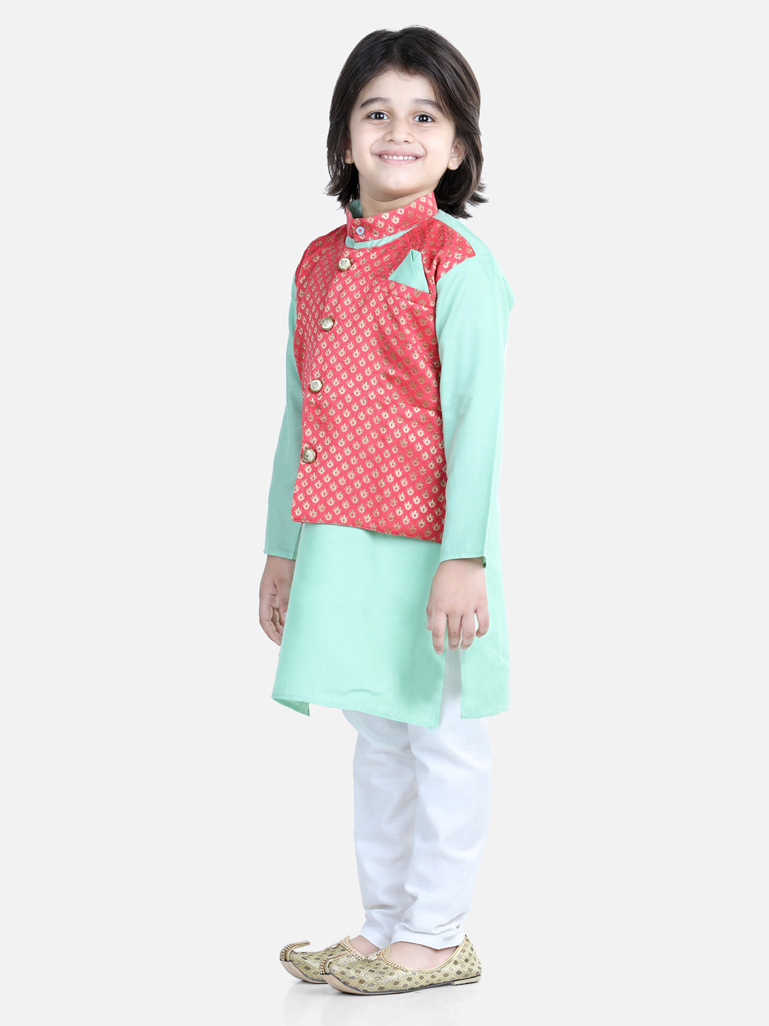 BownBee Full Sleeves Solid Kurta And Pyjama With Sleeveless Ethnic Motif Print Jacket Green