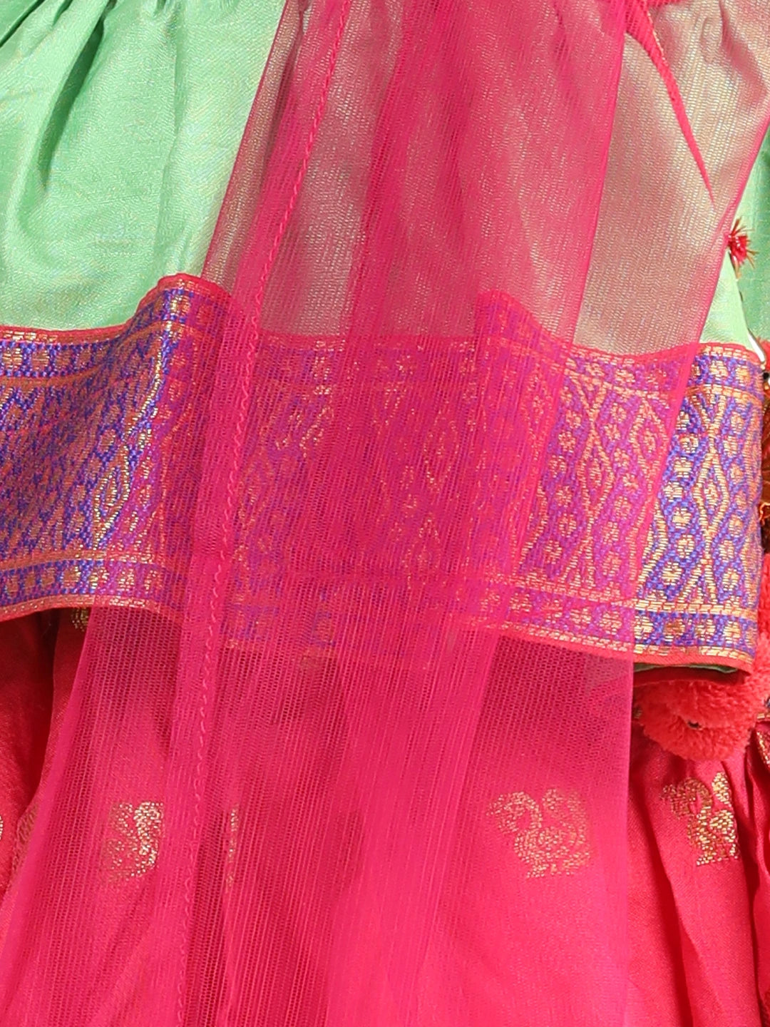 BownBee Sleeveless Ethnic Peacock Printed Lace Detailed Kurta  Lehenga With Dupatta