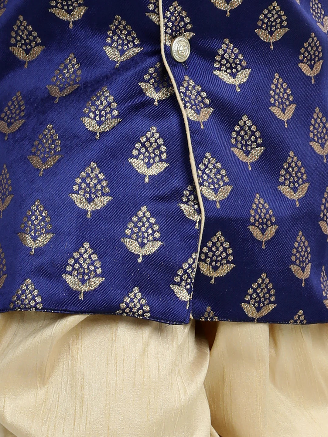 BownBee Boys Full Sleeve Jacquard Sherwani