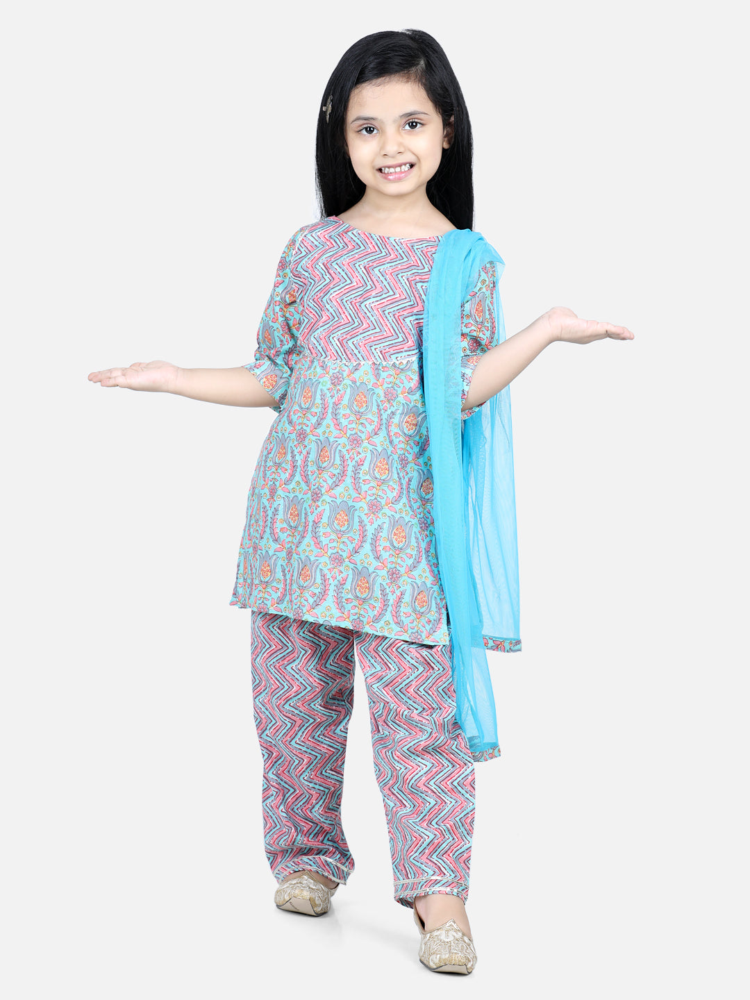 BownBee Pure Cotton Three Fourth Sleeves Floral & Chevron Printed Kurta & Pajama With Dupatta - Blue