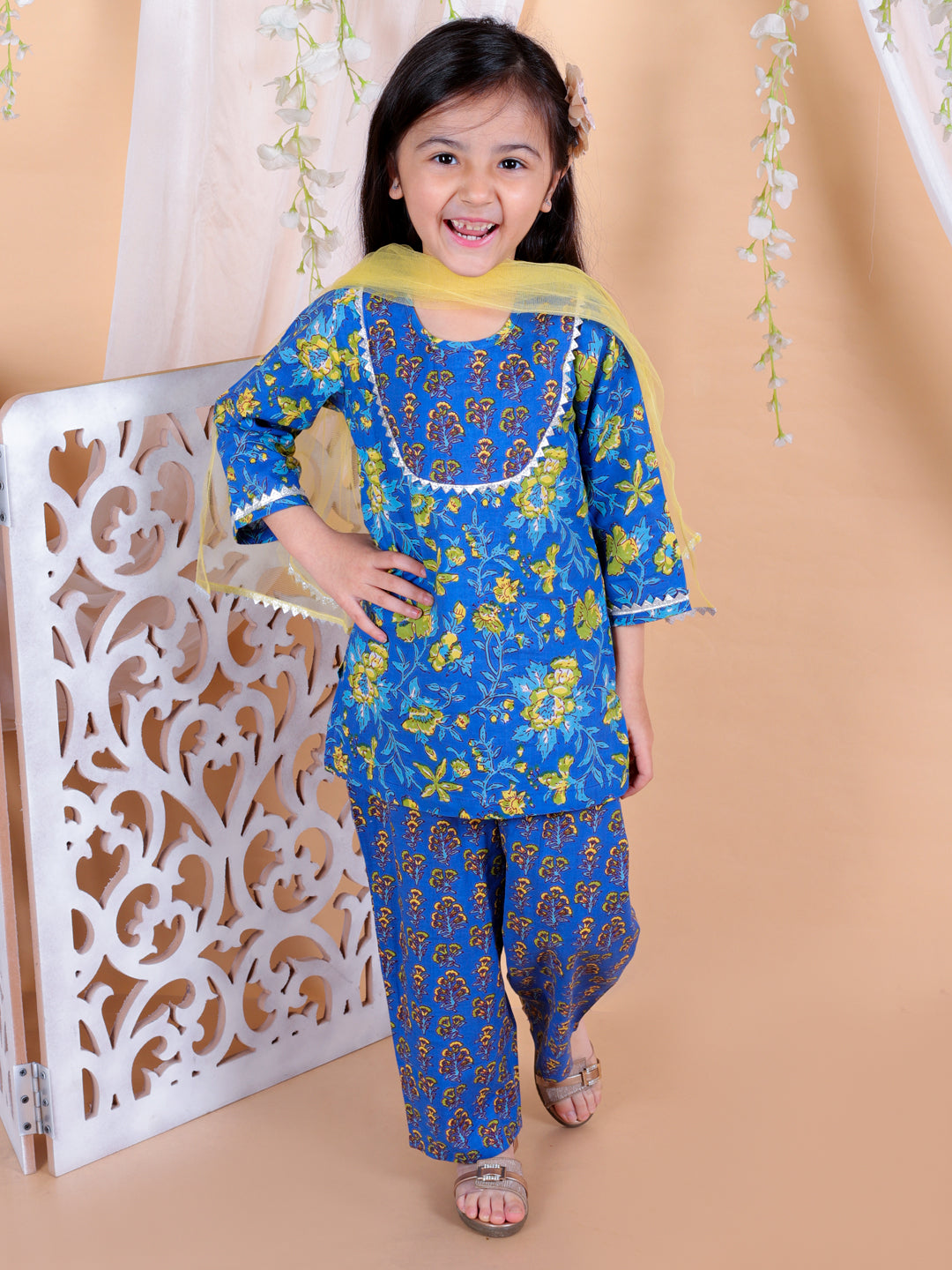 BownBee Girls Printed Pure Cotton Kurti with Pant with Dupatta Suits - Blue