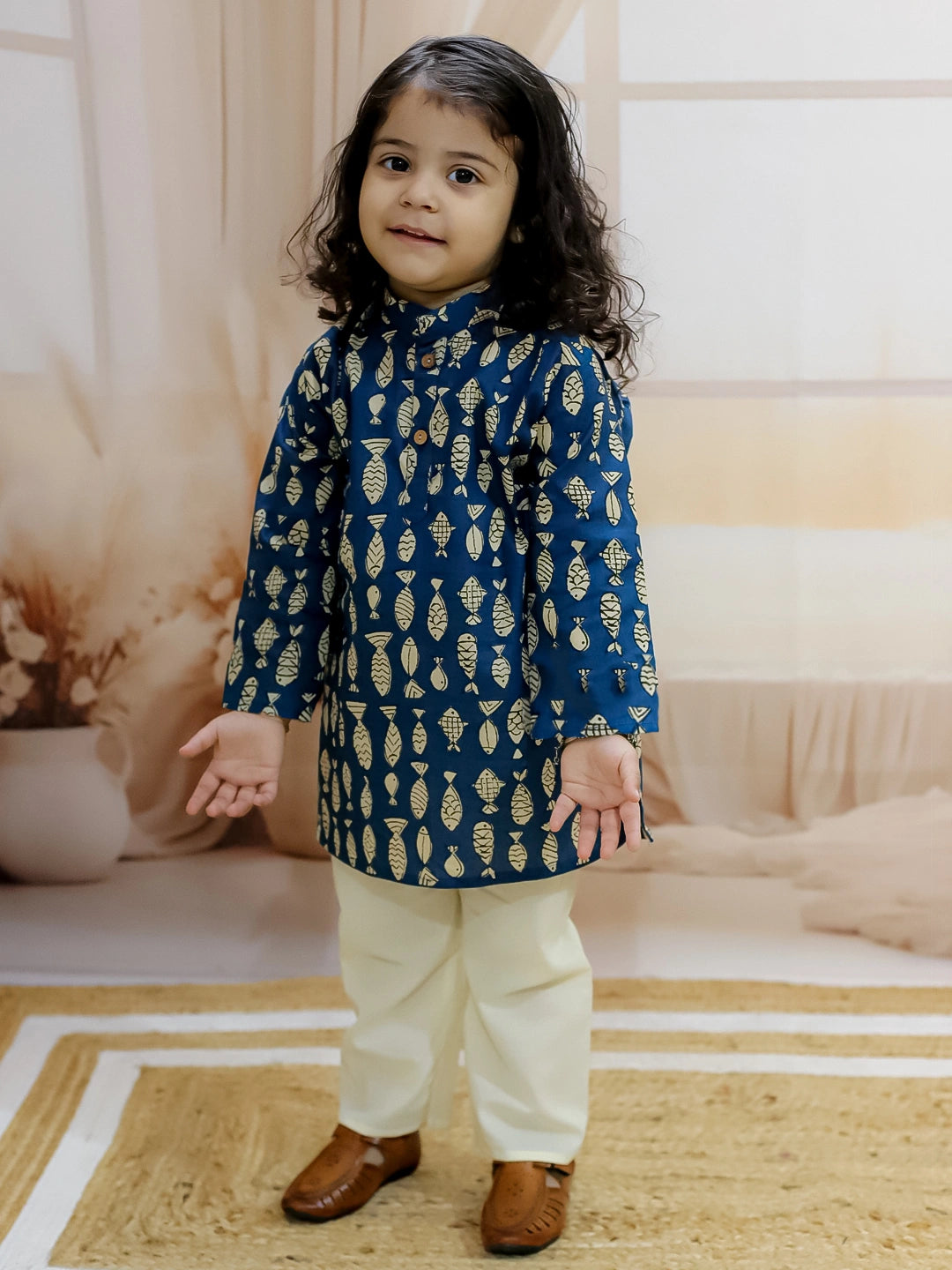 BownBee Boys Pure Cotton Fish Print Full Sleeve Kurta Pajama - Indigo