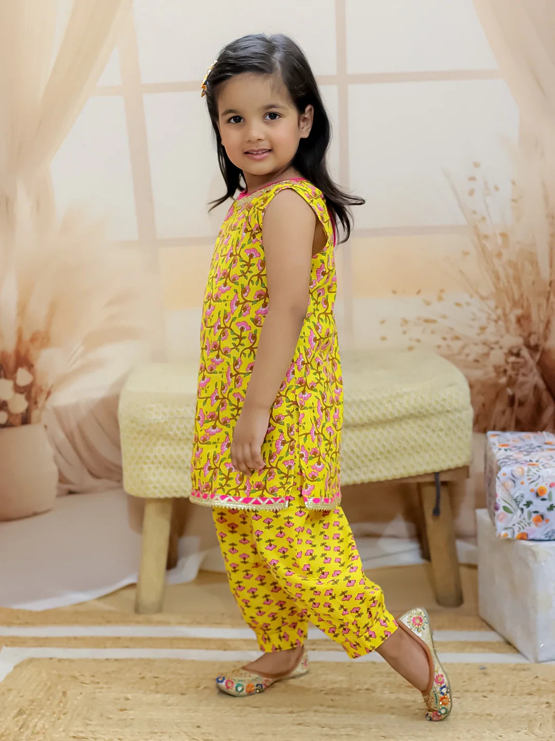 BownBee Pure Cotton Narrow Shoulder Kurti with Harem for Girls