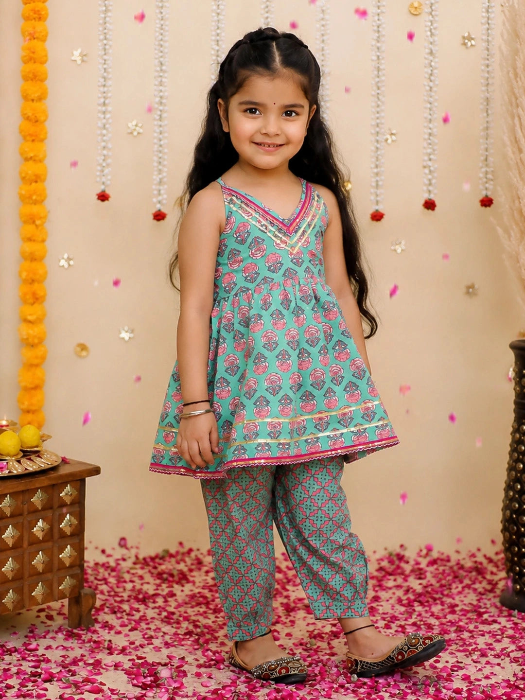 BownBee Pure Cotton Printed Halter kurti With Harem Set For Girls