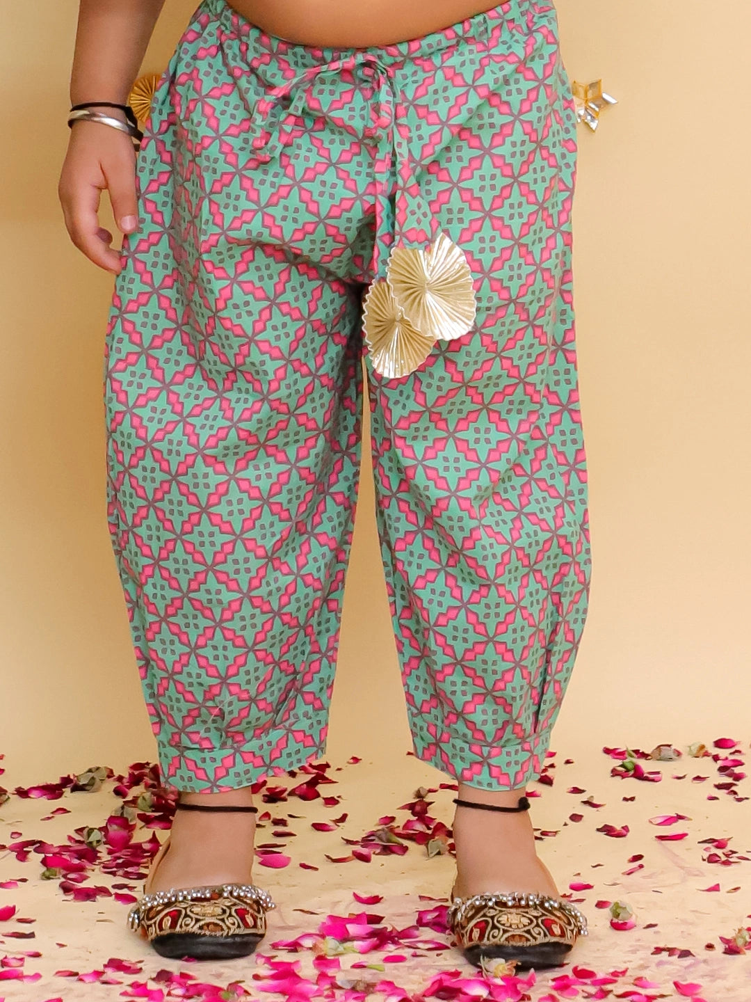 BownBee Pure Cotton Printed Halter kurti With Harem Set For Girls