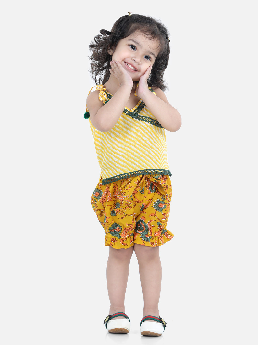 BownBee baby Girls Cotton Halter Neck Top with Bloomer - Yellow