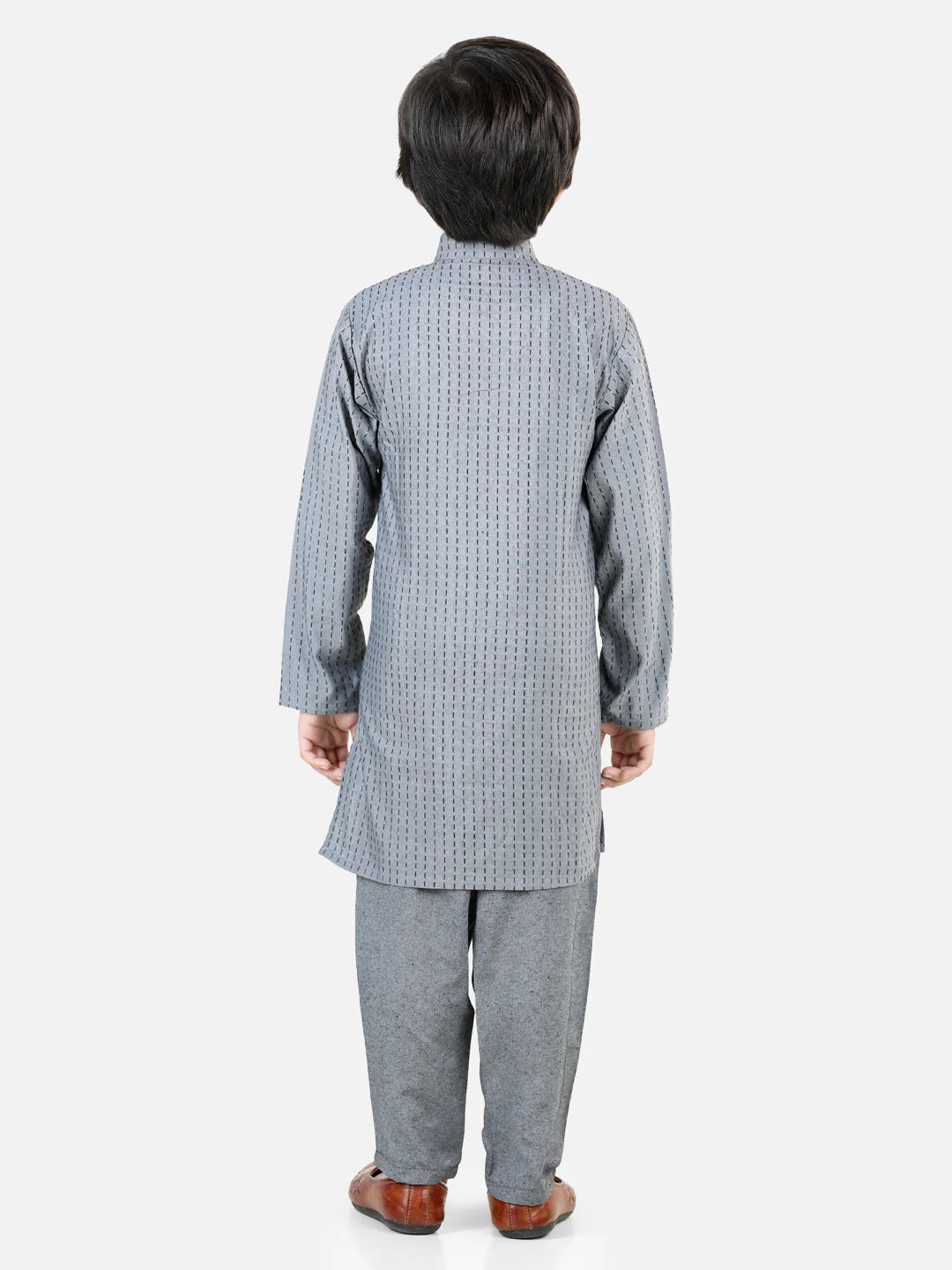 BownBee Full Sleeves Thread Worked Kurta Pajama