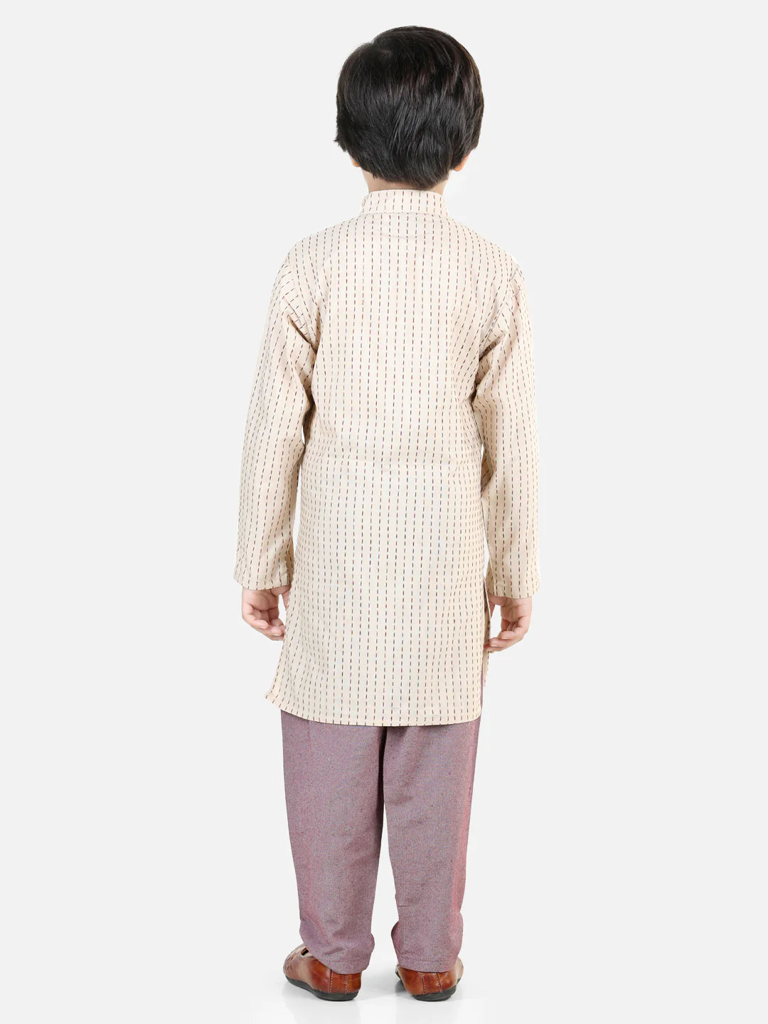 BownBee Full Sleeves Thread Worked Kurta Pajama