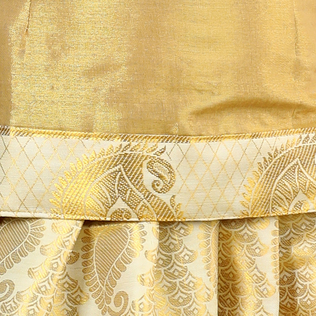 BownBee Half Sleeve South Indian Pavda Pattu Lehenga- Golden