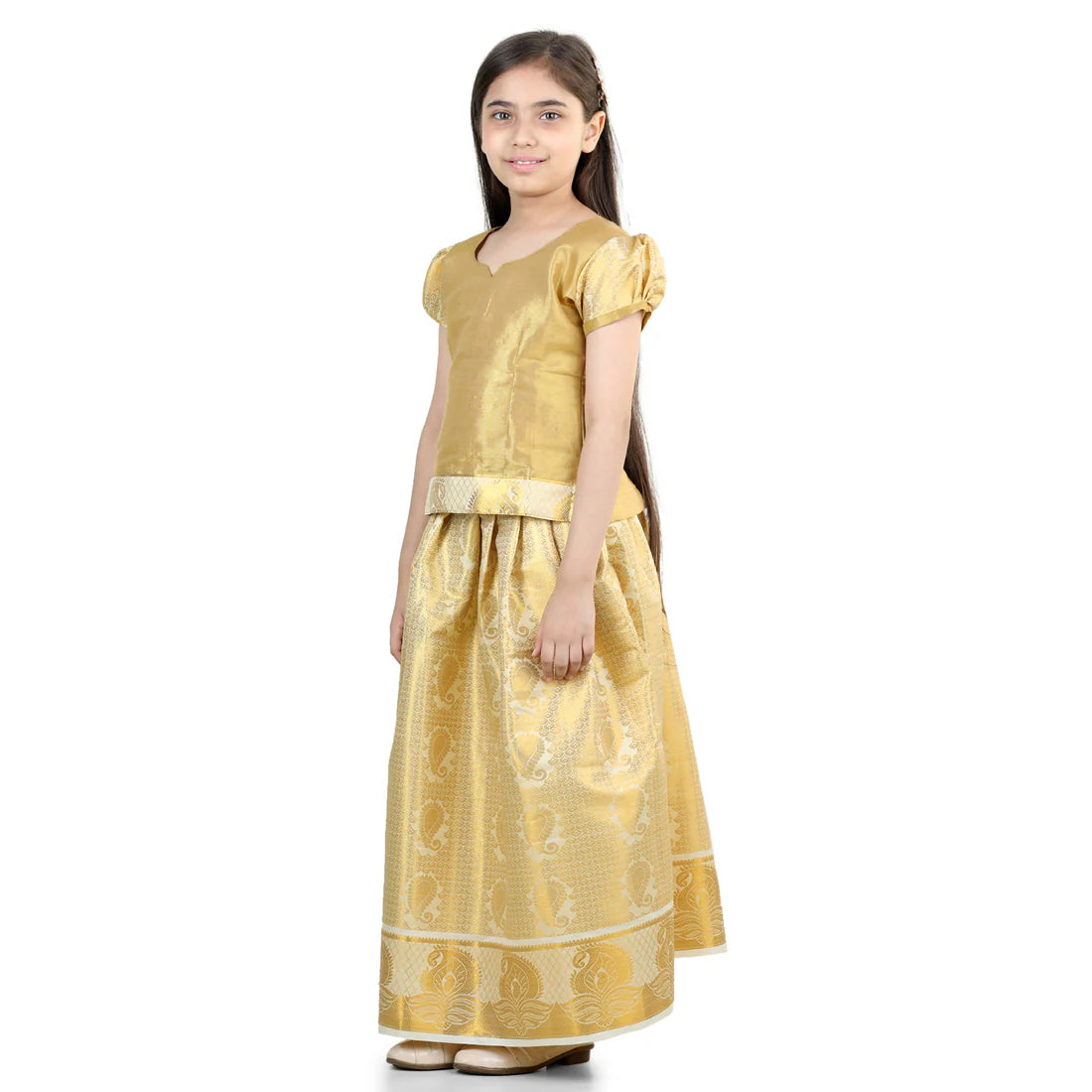 BownBee Half Sleeve South Indian Pavda Pattu Lehenga