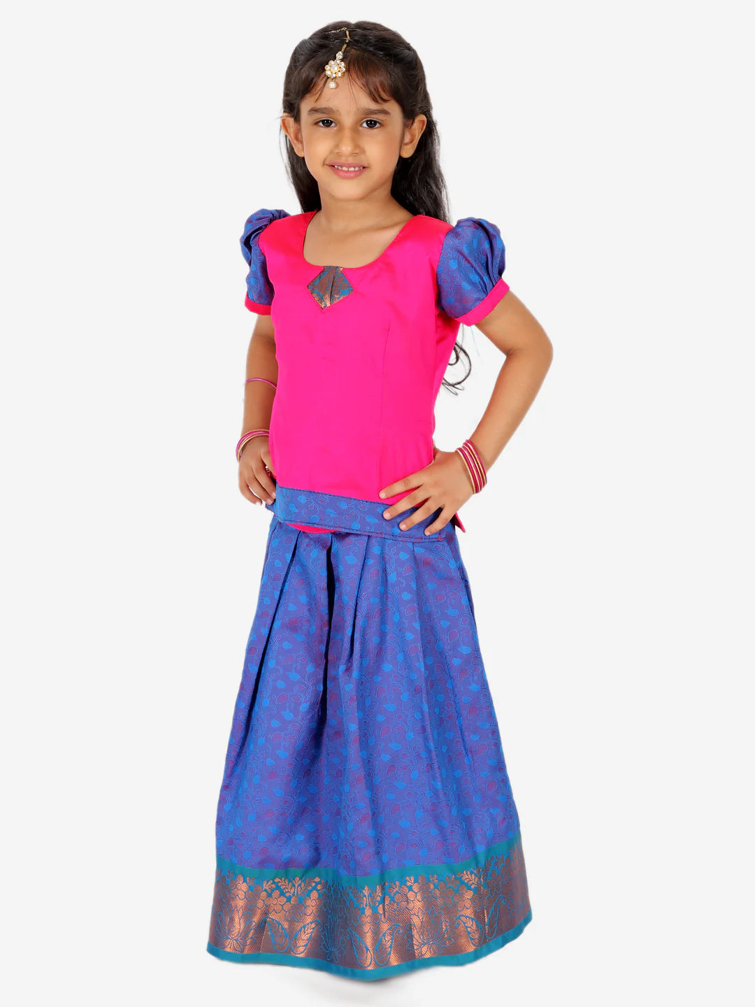 BownBee Half Sleeve South Indian Pavda Pattu Lehenga