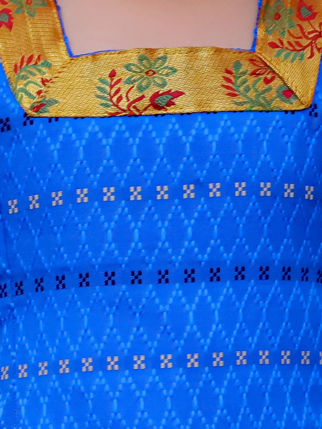 BownBee Half Sleeve South Indian Pavda Pattu Lehenga For Girls
