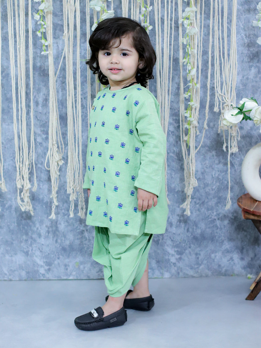 BownBee Embroidered Full Sleeve Cotton Kurta with Dhoti- Green