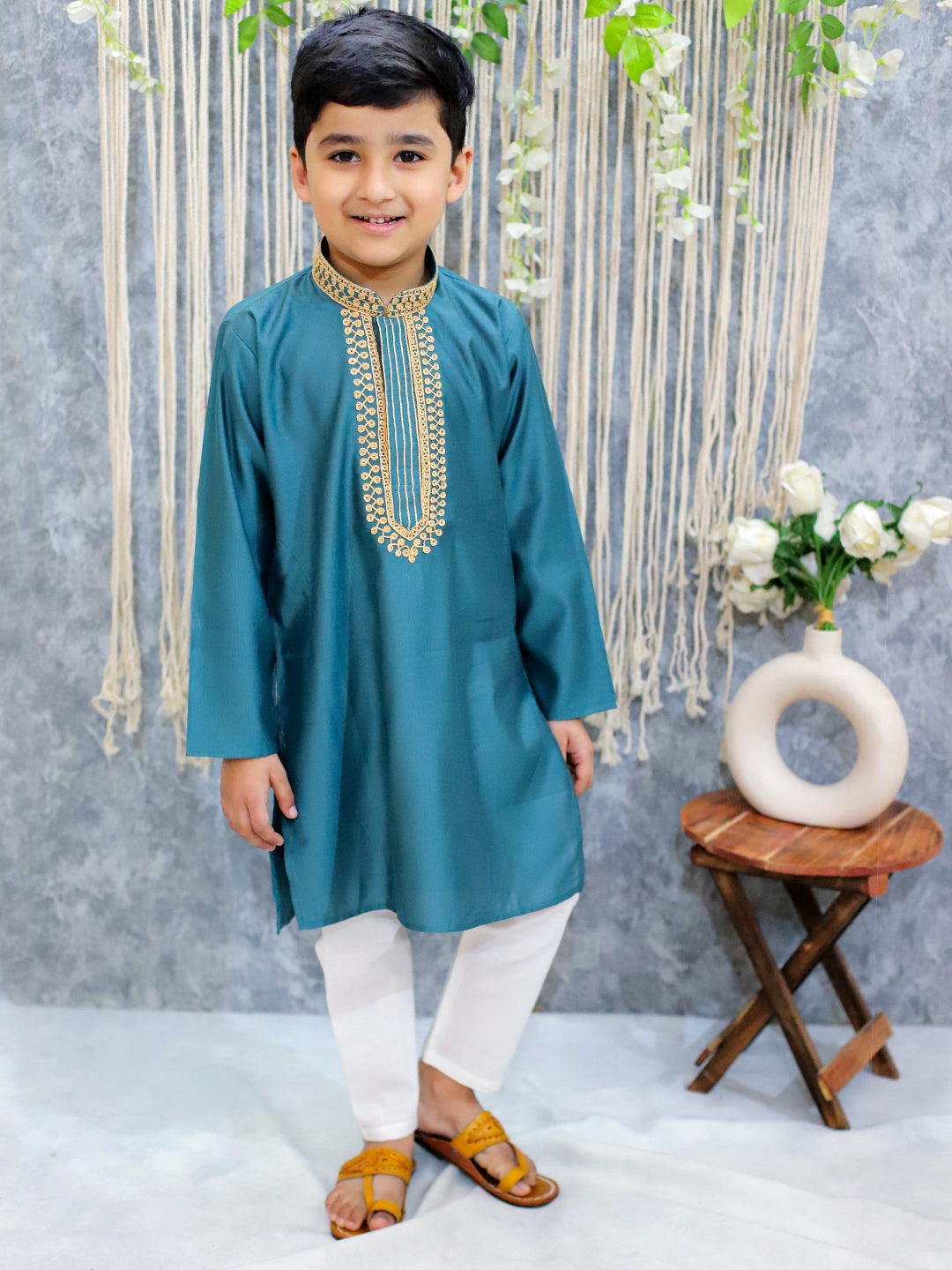 BownBee Embroidery Full Sleeve Cotton Kurta with Pajama for Boys- Green