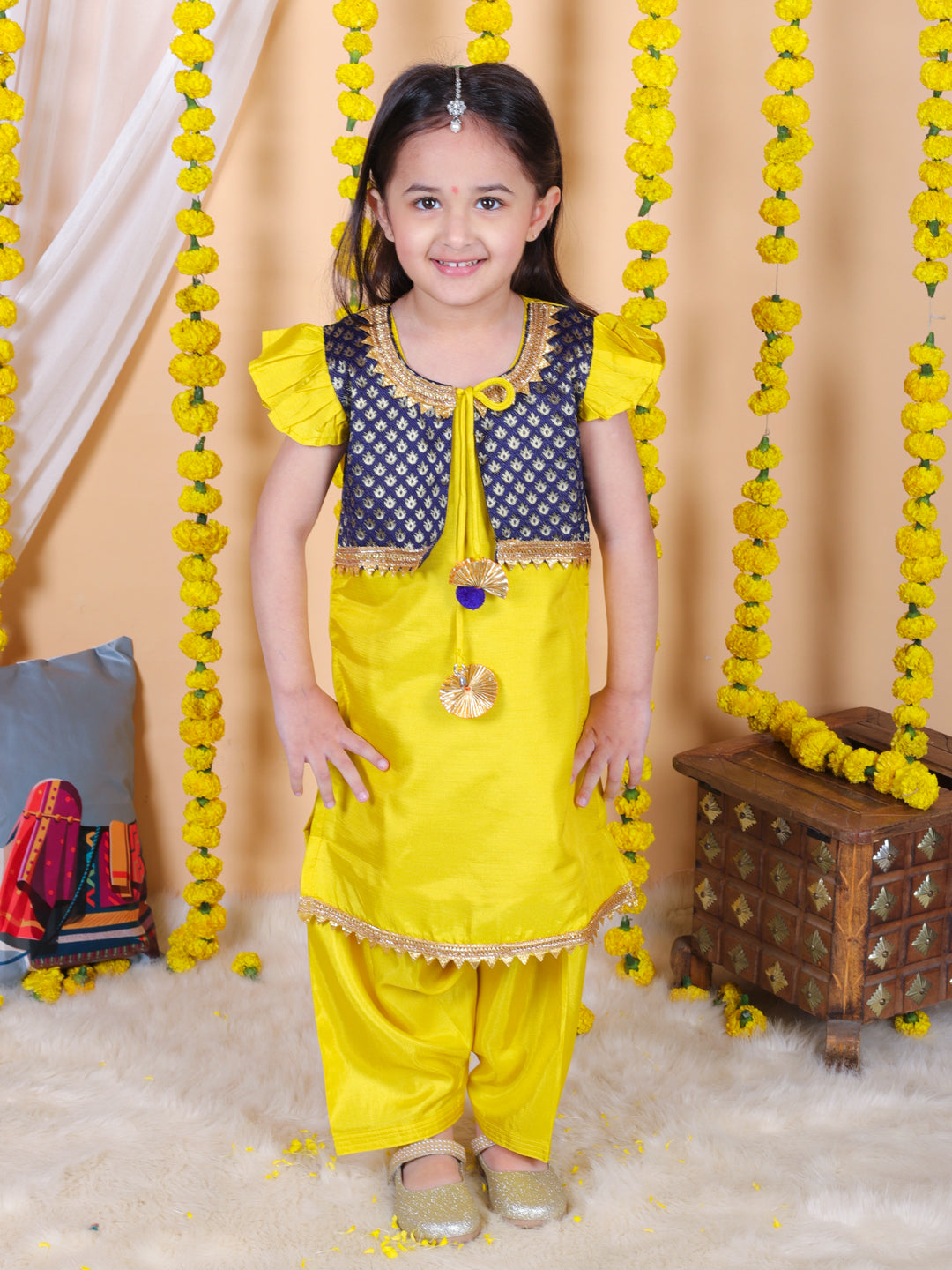 BownBee Girls Jacquard attached Jacket Silk Kurti Salwar Suit - Yellow